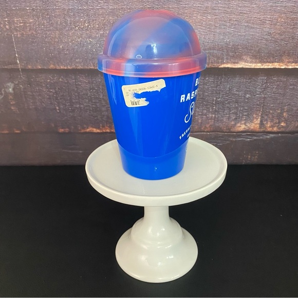 DW Home Blue Raspberry Slush Candle - Picture 6 of 10